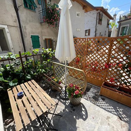 B&B Casa Limone Лимоне-суль-Гарда Экстерьер фото