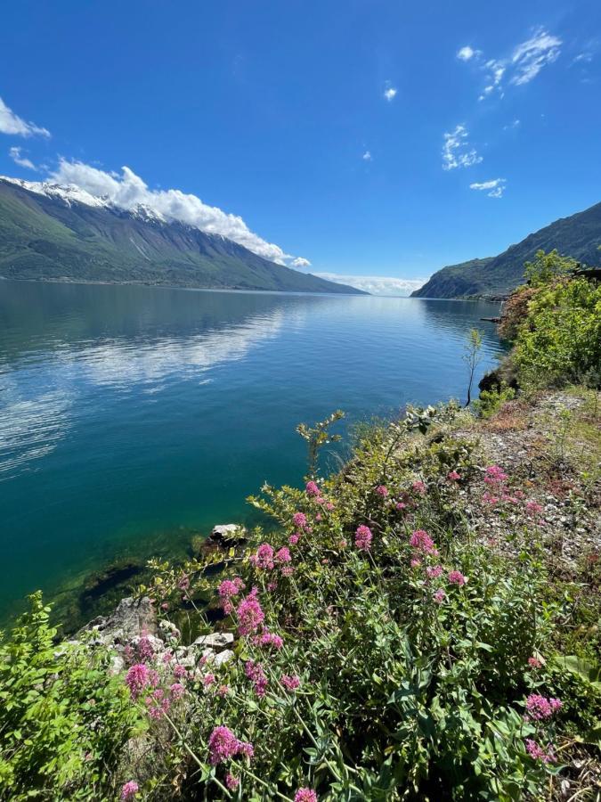 B&B Casa Limone Лимоне-суль-Гарда Экстерьер фото