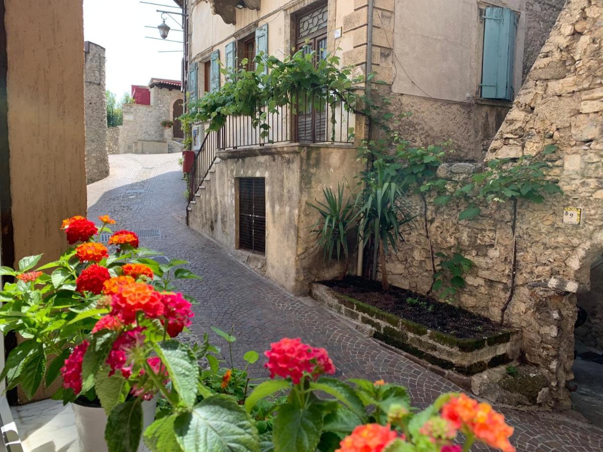 B&B Casa Limone Лимоне-суль-Гарда Экстерьер фото