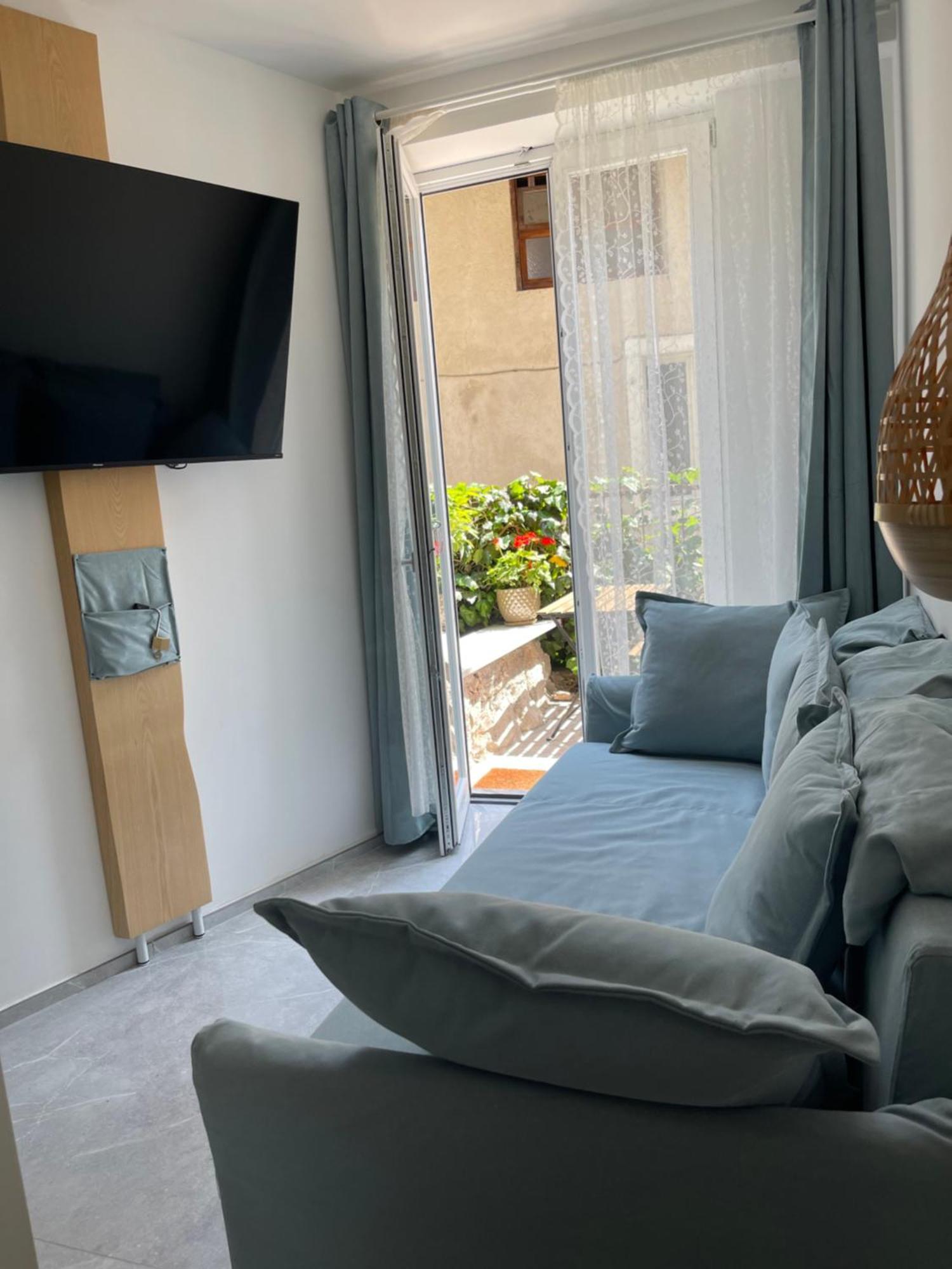 B&B Casa Limone Лимоне-суль-Гарда Экстерьер фото