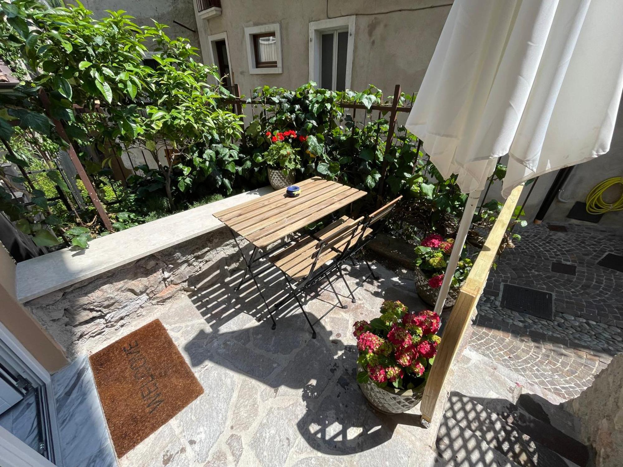 B&B Casa Limone Лимоне-суль-Гарда Экстерьер фото