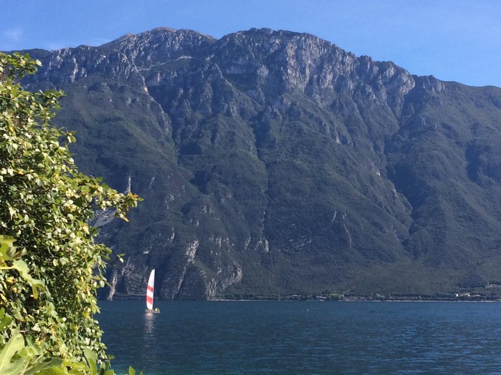 B&B Casa Limone Лимоне-суль-Гарда Экстерьер фото